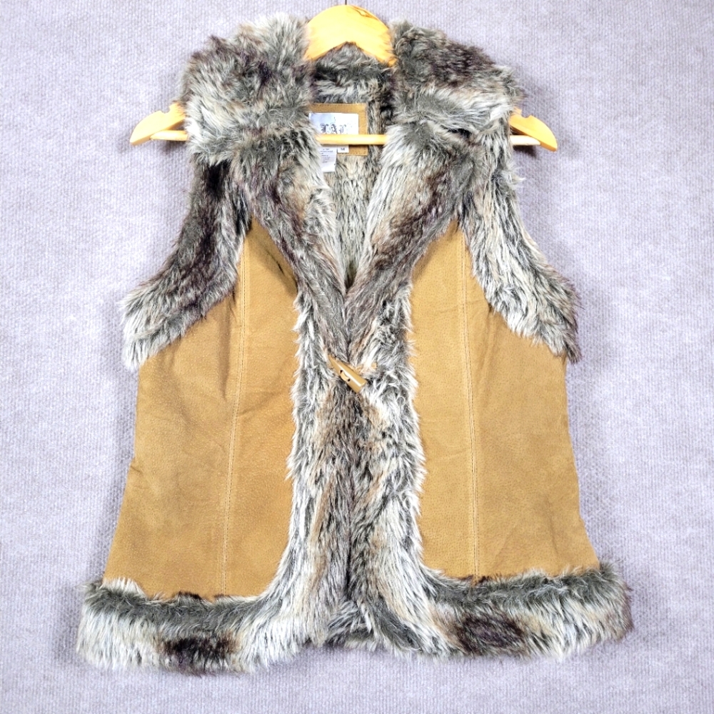 LIVE A LITTLE Jacket Women's Medium Leather Vest